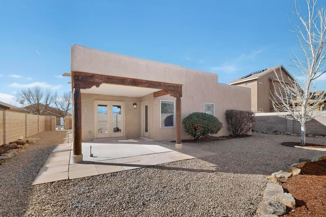 1912 Roaring Fork Place NW, Albuquerque, NM 87120