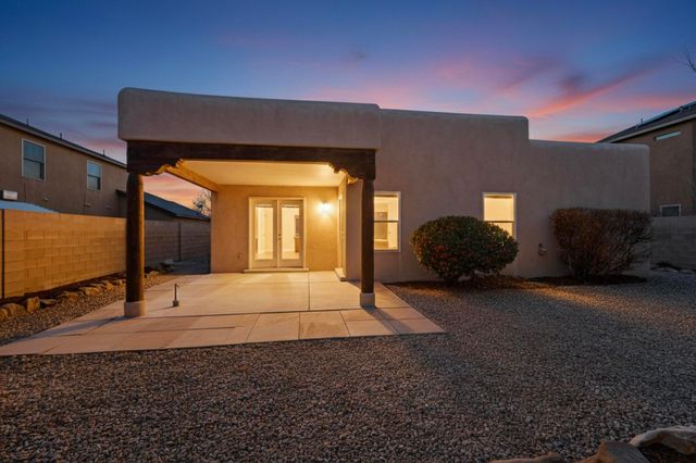 1912 Roaring Fork Place NW, Albuquerque, NM 87120