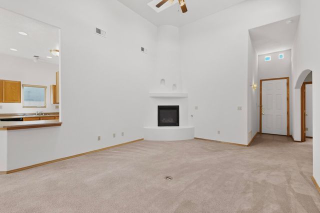 1912 Roaring Fork Place NW, Albuquerque, NM 87120