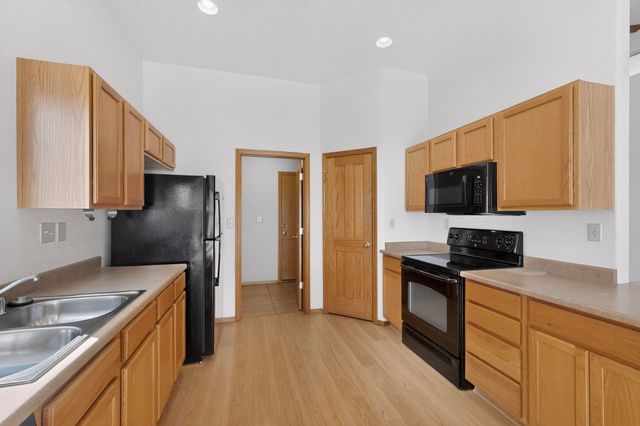 1912 Roaring Fork Place NW, Albuquerque, NM 87120