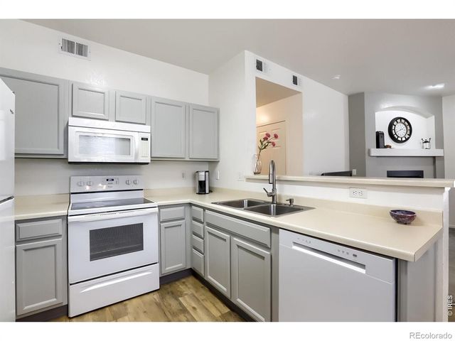 3002 W Elizabeth Street 7D, Fort Collins, CO 80521