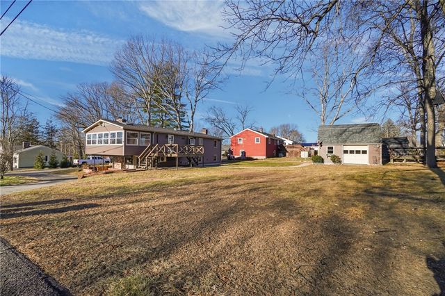 1 Tiffany Drive, Cumberland, RI 02864