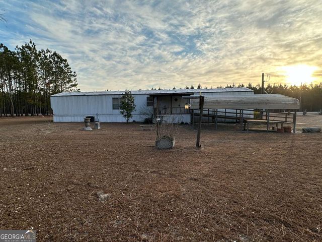 2757 Ben Carter Road, Baxley, GA 31513