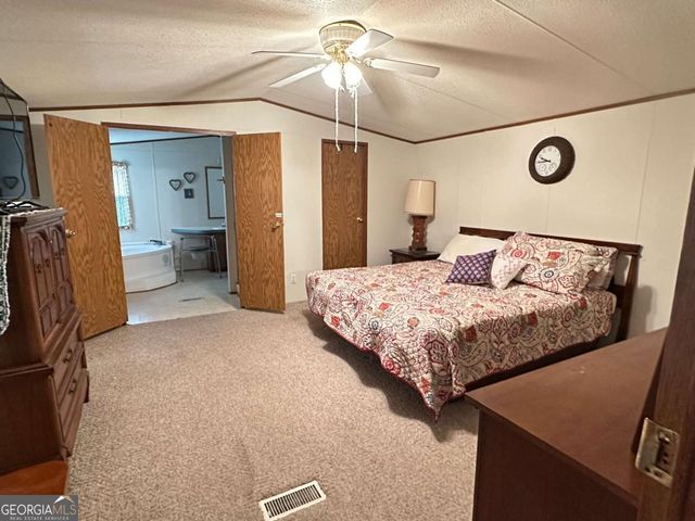 2757 Ben Carter Road, Baxley, GA 31513