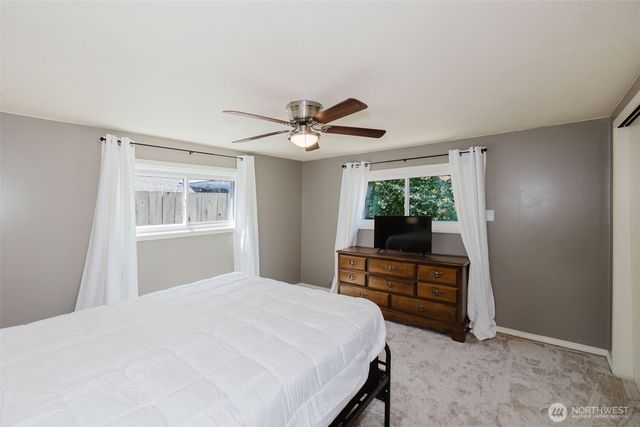 143 Dora Avenue, Bremerton, WA 98312