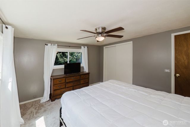 143 Dora Avenue, Bremerton, WA 98312