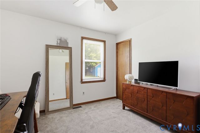 21405 Gilritchie Dr, South Chesterfield, VA 23803