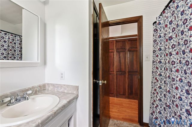 21405 Gilritchie Dr, South Chesterfield, VA 23803