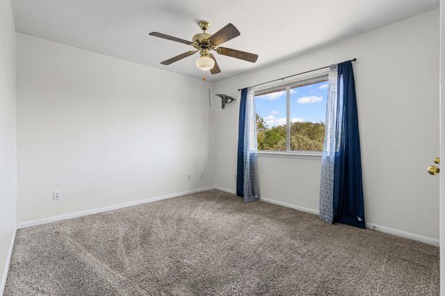 1910 Ireland DR, Leander, TX 78641
