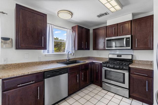1910 Ireland DR, Leander, TX 78641