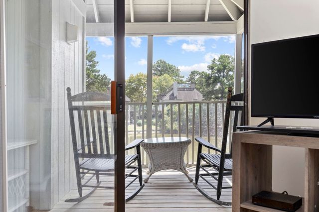 312 Retreat Beach Circle, Pawleys Island, SC 29585