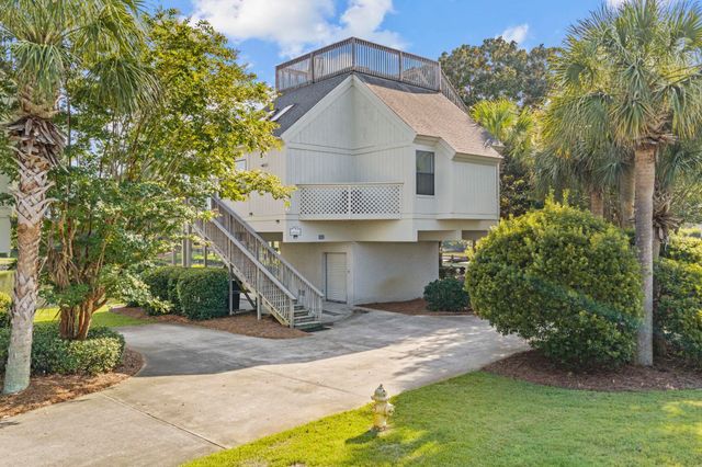 312 Retreat Beach Circle, Pawleys Island, SC 29585