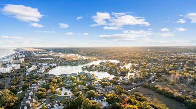312 Retreat Beach Circle, Pawleys Island, SC 29585
