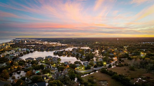 312 Retreat Beach Circle, Pawleys Island, SC 29585