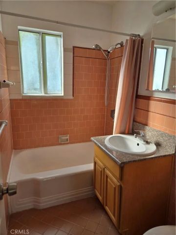 1127 S Clark, Los Angeles, CA 90035