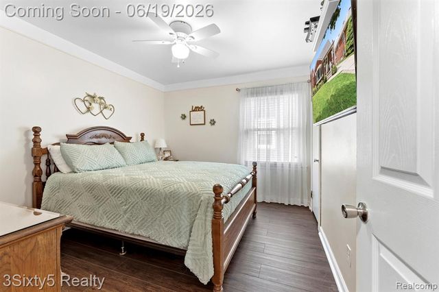 7646 Robinson Avenue, Allen Park, MI 48101