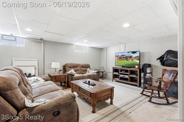 7646 Robinson Avenue, Allen Park, MI 48101