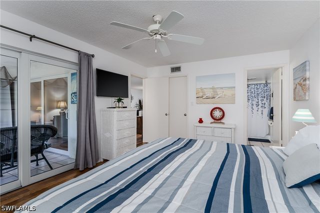 5419 Rattlensake Hammock RD 307F, Naples, FL 34113