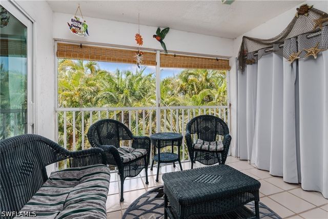 5419 Rattlensake Hammock RD 307F, Naples, FL 34113