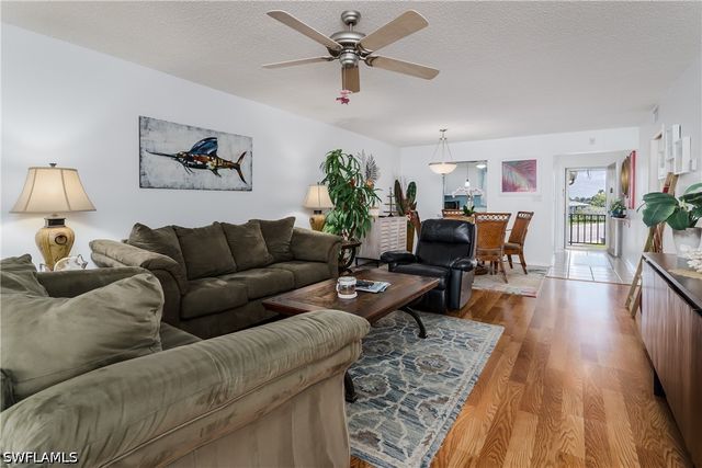 5419 Rattlensake Hammock RD 307F, Naples, FL 34113