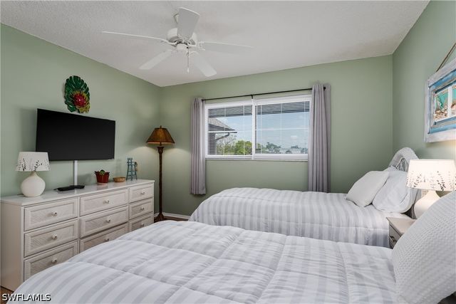 5419 Rattlensake Hammock RD 307F, Naples, FL 34113