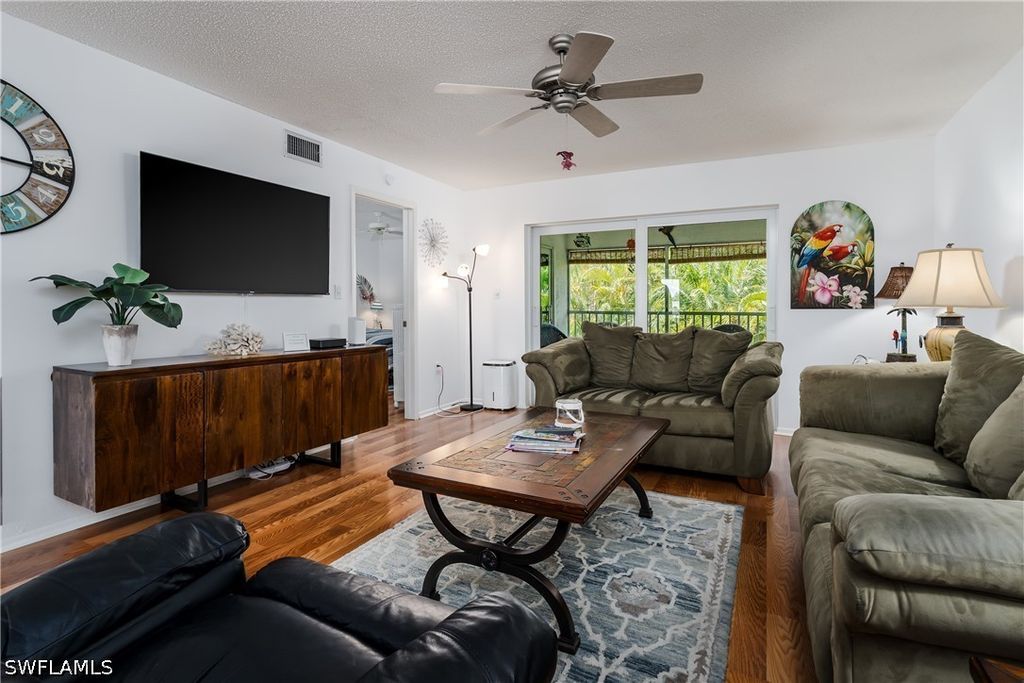 5419 Rattlensake Hammock RD 307F, Naples, FL 34113