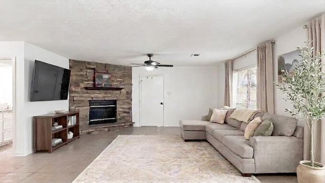 13185 Crest Drive, Willis, TX 77318