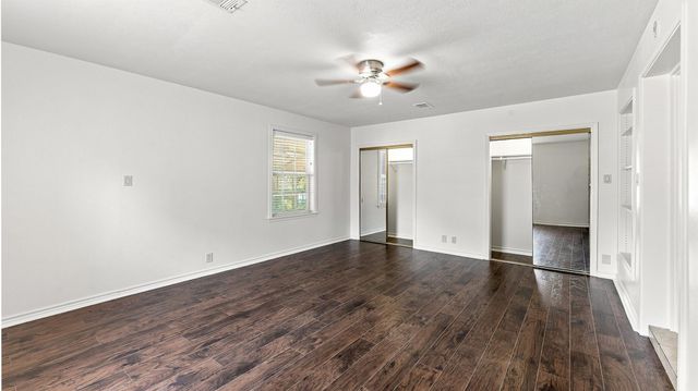 13185 Crest Drive, Willis, TX 77318