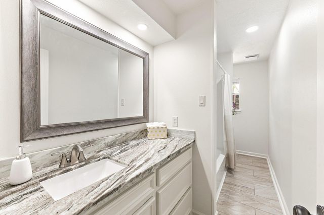 13185 Crest Drive, Willis, TX 77318