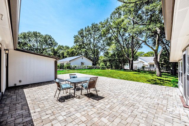 13185 Crest Drive, Willis, TX 77318