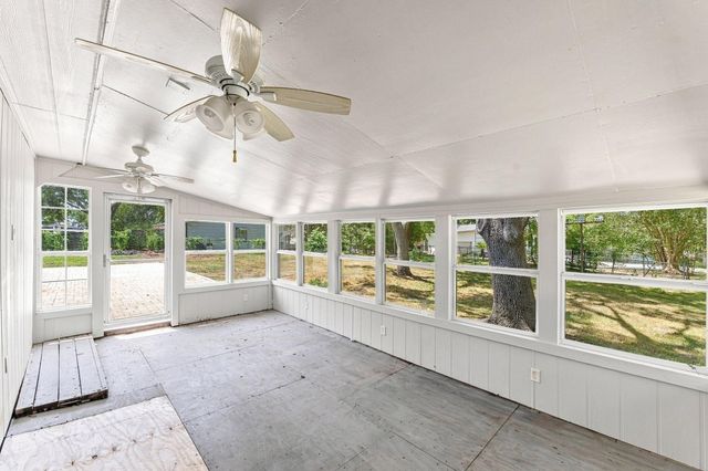 13185 Crest Drive, Willis, TX 77318