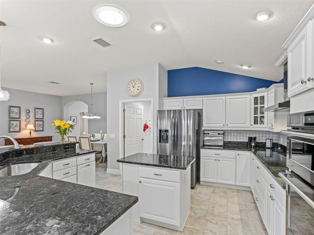 670 WOODBRIDGE WAY, The Villages, FL 32163