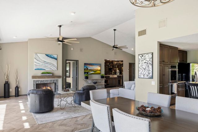 49460 Avenida Club La Quinta, La Quinta, CA 92253