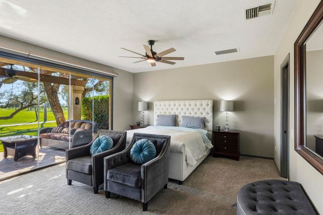 49460 Avenida Club La Quinta, La Quinta, CA 92253