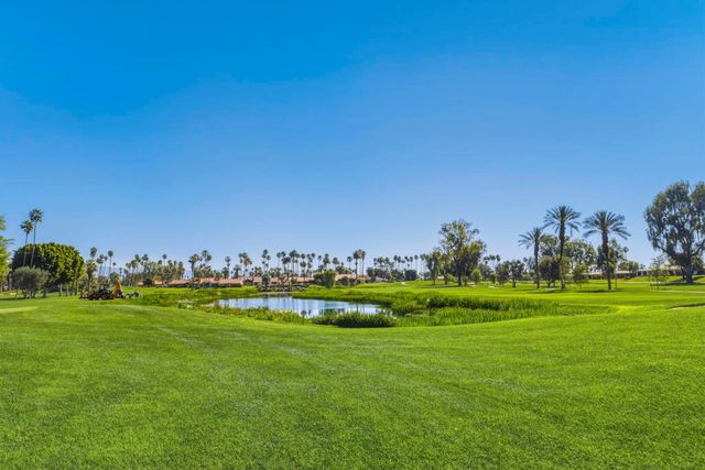 49460 Avenida Club La Quinta, La Quinta, CA 92253