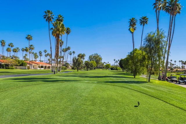 49460 Avenida Club La Quinta, La Quinta, CA 92253