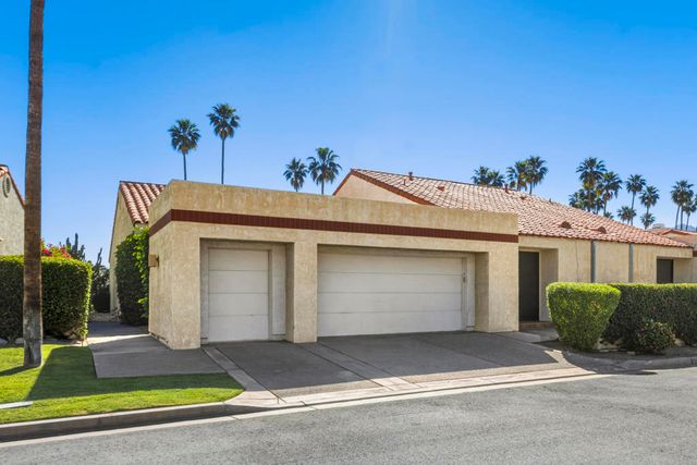 49460 Avenida Club La Quinta, La Quinta, CA 92253