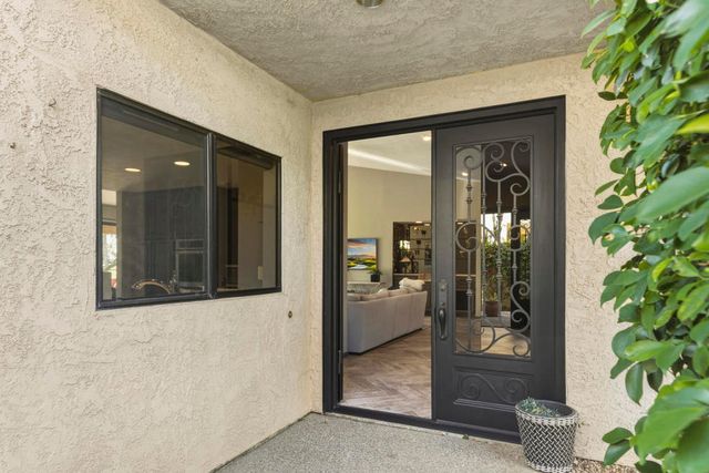 49460 Avenida Club La Quinta, La Quinta, CA 92253