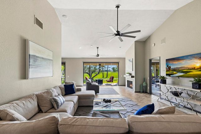 49460 Avenida Club La Quinta, La Quinta, CA 92253