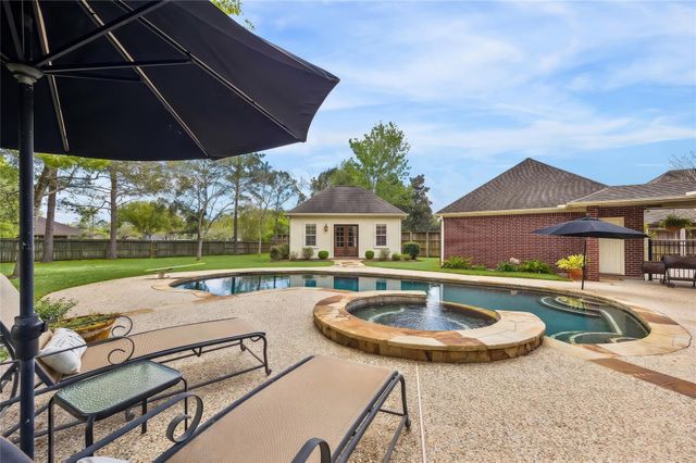 805 Murphy Lane, Friendswood, TX 77546