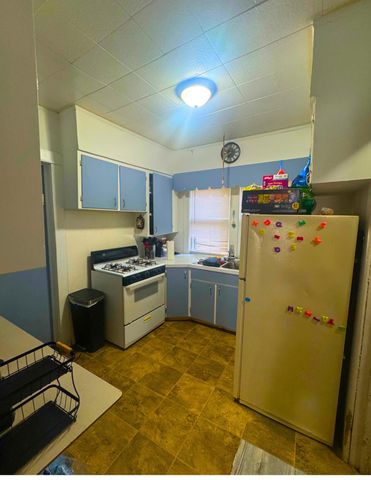 1315 E Stockbridge Avenue, Kalamazoo, MI 49001