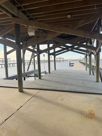 1039 Highway 1, Grand Isle, LA 70358