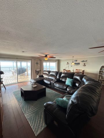 1039 Highway 1, Grand Isle, LA 70358