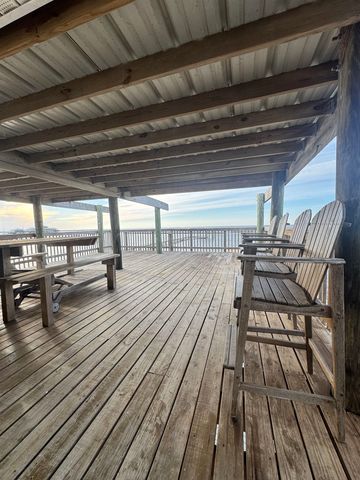 1039 Highway 1, Grand Isle, LA 70358