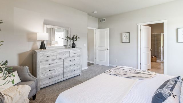 3328 Artesian Road, Marion, IA 52302