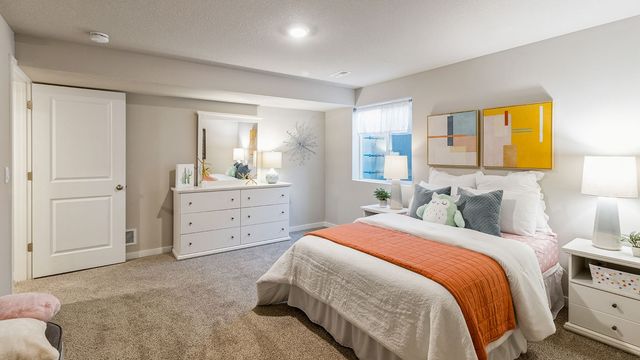 3328 Artesian Road, Marion, IA 52302