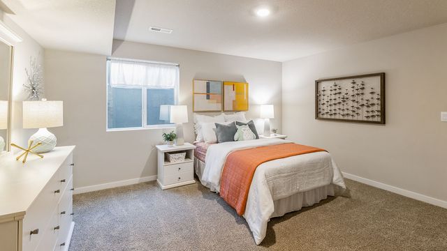 3328 Artesian Road, Marion, IA 52302