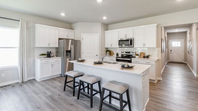 3328 Artesian Road, Marion, IA 52302