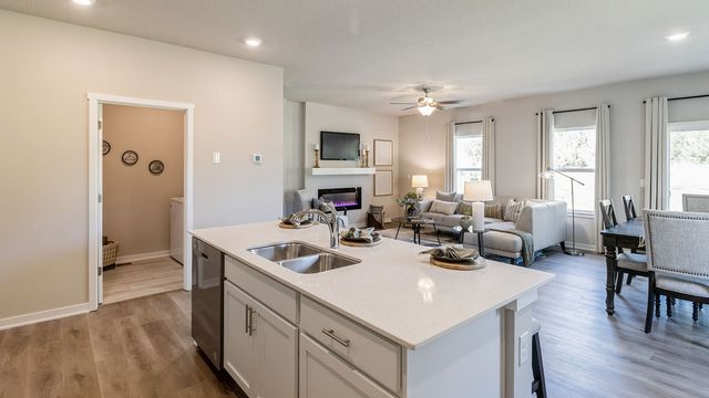 3328 Artesian Road, Marion, IA 52302