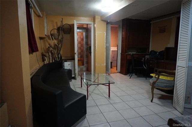 4350 Grace Avenue, Bronx, NY 10466